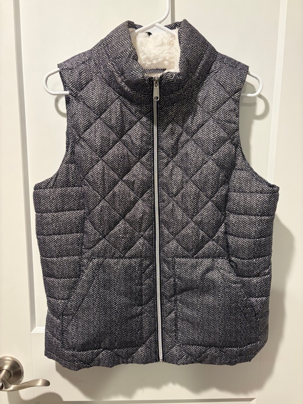 SO Cream Sherpa-Lined Vest with Black Herringbone Trim